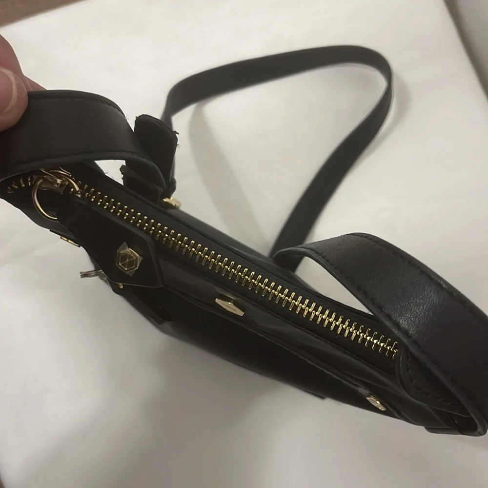 Lodis NWOT Crossbody Bag with Bee Charm adjustable straps Gold & Black